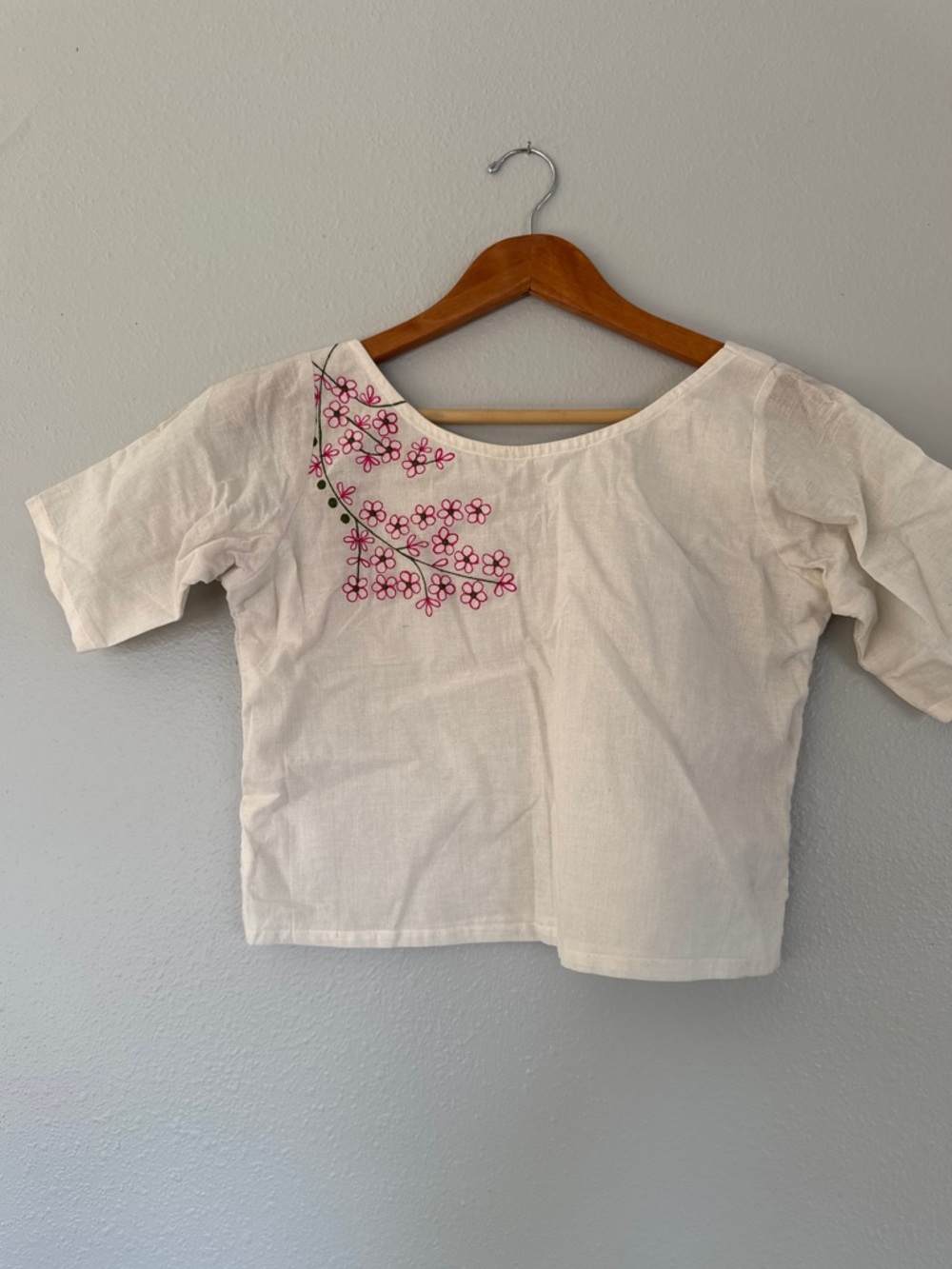 Boutique Linen Embroidered Floral Blouse Button Top White Pink M Cottagecore